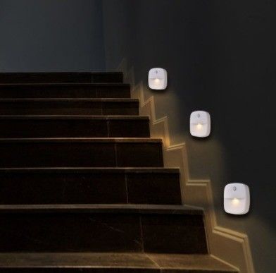 Metal ABS Battery Operated LED Motion Sensor Night Light for Customizable Settings