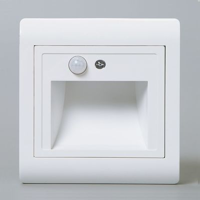 80lm PIR Motion Sensor LED Night Light for Indoor Aluminum Step Ramp Surface Lighting