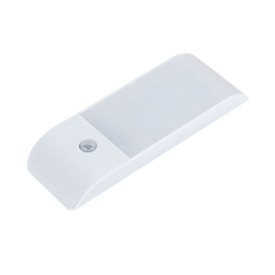 Cabinet Closet LED Night Light with PIR USB Charging Port and Mini Ultra-thin Design